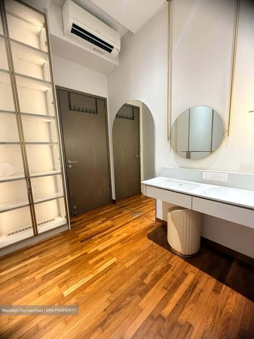 Affinity At Serangoon (D19), Terrace #581118921